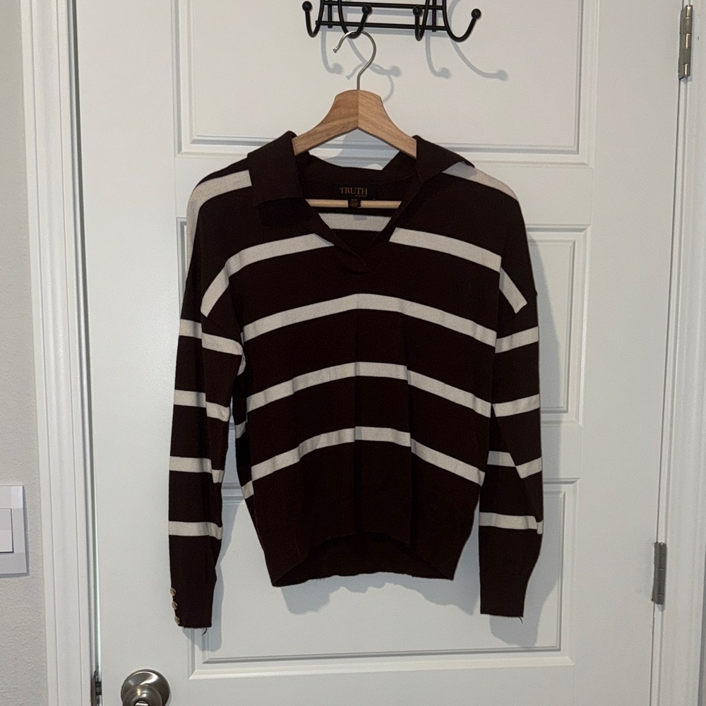 brown + white truth by republic super soft striped collared sweater size medium